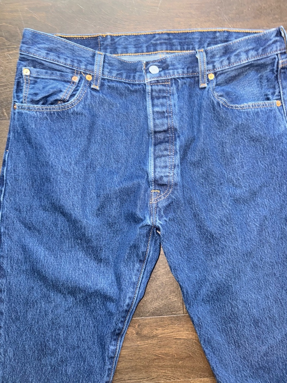 Levi’s 501 Original Button Fly Dark Wash Straight Leg Jeans Men’s 38x30 - Picture 4 of 16